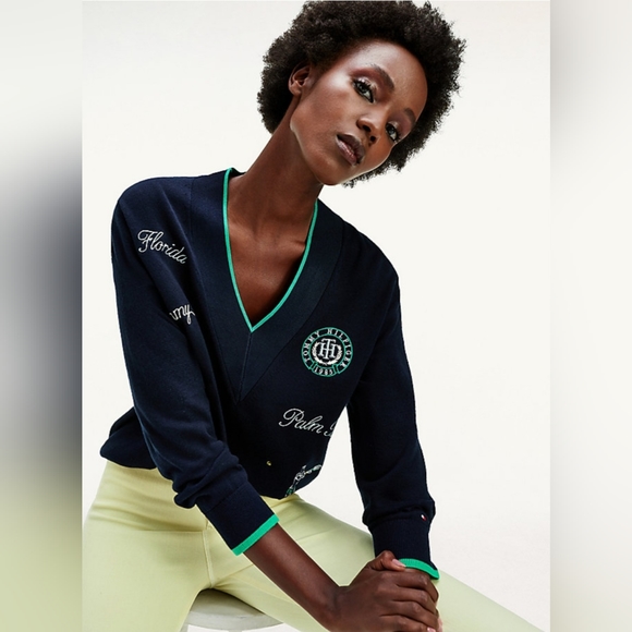 Tommy Hilfiger EMBROIDERY V-NECK JUMPER/ Sweater/Knitted/Preppy style/British - Picture 6 of 16